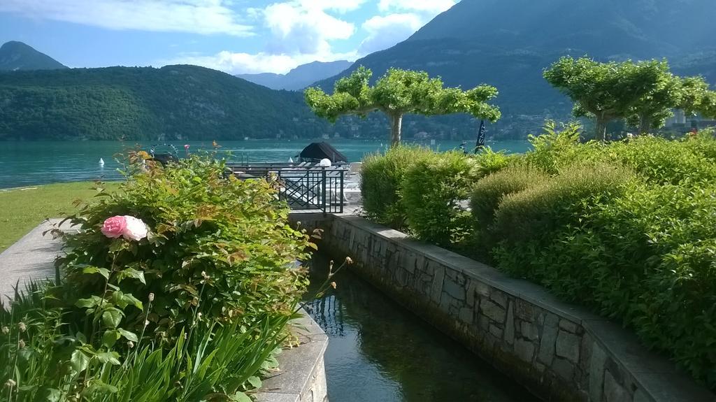 Studio Les Pieds Dans L'Eau Au Bord Du Lac D'Annecy Duingt Εξωτερικό φωτογραφία