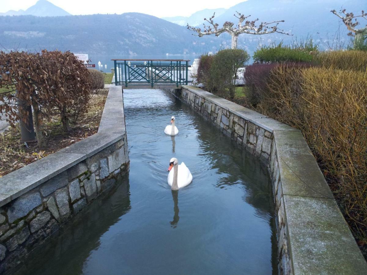 Studio Les Pieds Dans L'Eau Au Bord Du Lac D'Annecy Duingt Εξωτερικό φωτογραφία